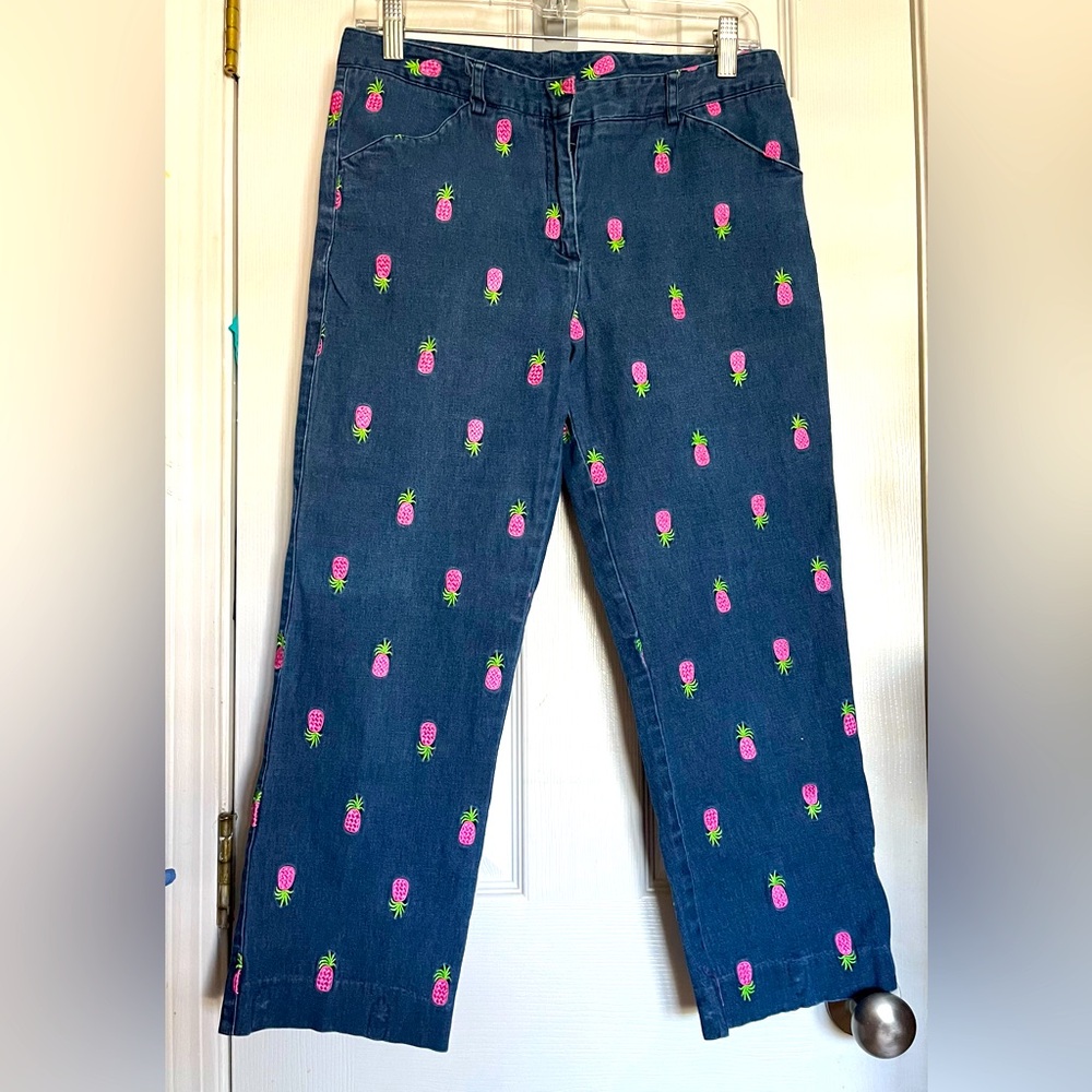 Lilly Pulitzer Blue Pineapple Enbroidered Women’s Jeans Capri Pants Sz 6